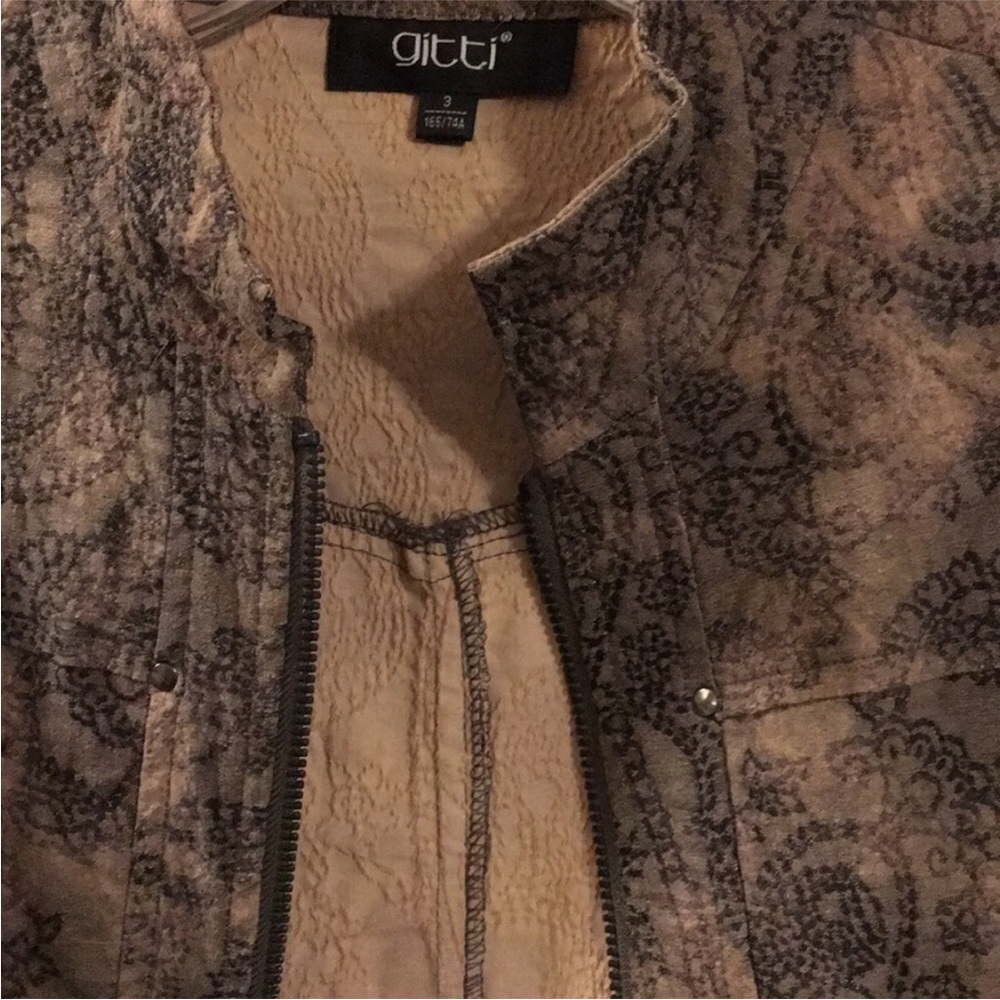 Relisted- Sharp Gitti Print Jacket